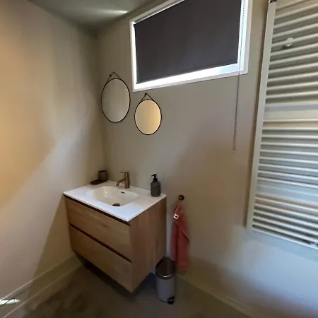 Appartement Sfeervol Huisje, Dichtbij Bos En Centrum *
