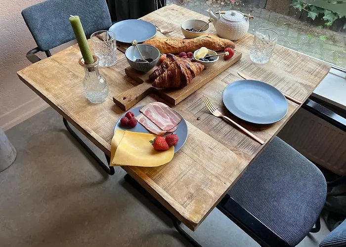 Sfeervol Huisje, Dichtbij Bos En Centrum